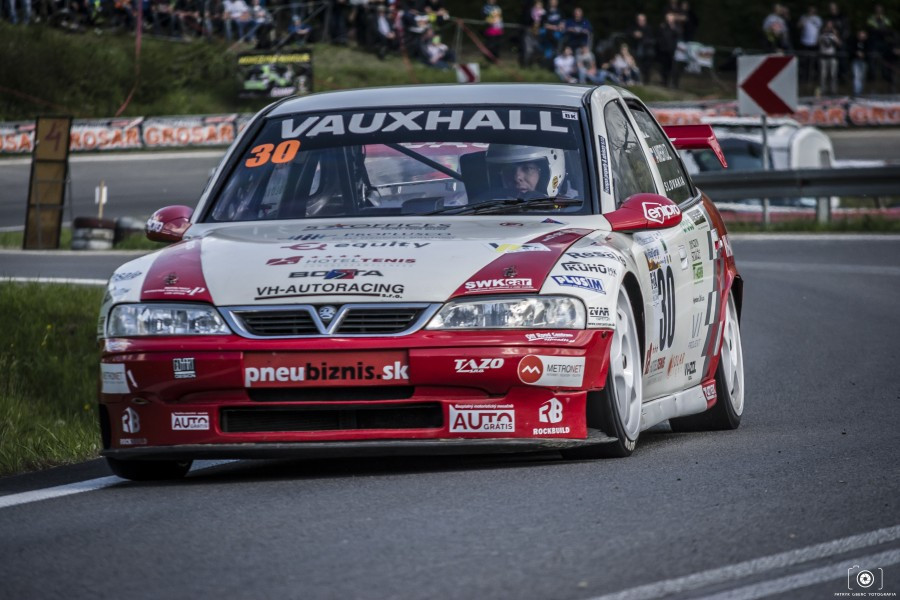 Wyścigowy weekend w Załużu [FOTORELACJA]