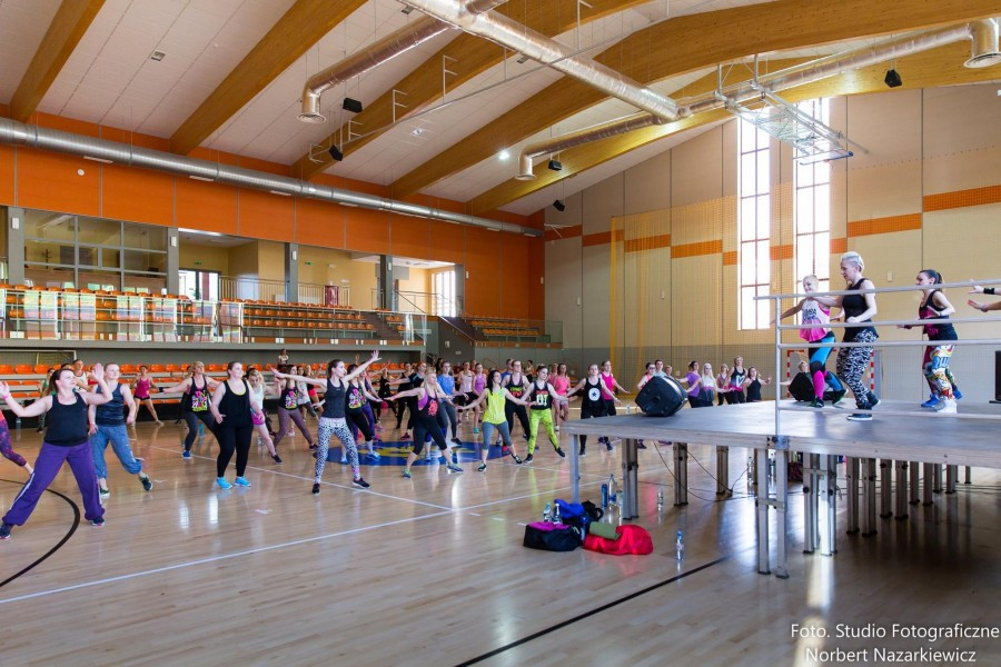 Zumba porwała do tańca [ZDJĘCIA]