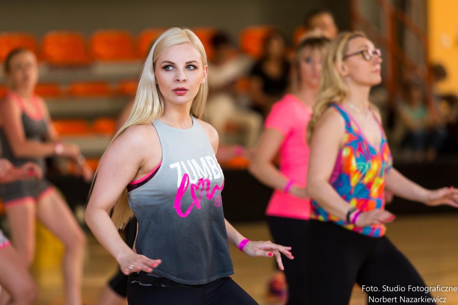 Zumba porwała do tańca [ZDJĘCIA]