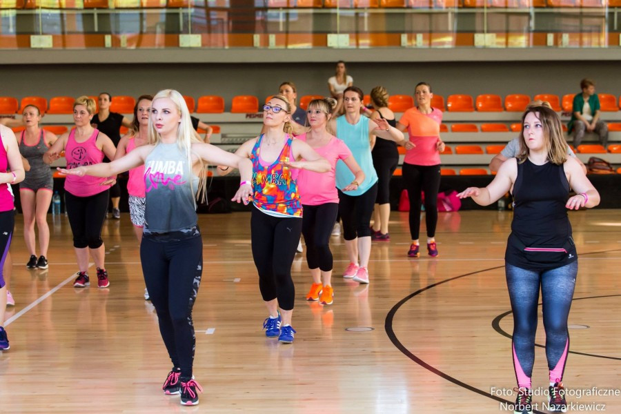 Zumba porwała do tańca [ZDJĘCIA]