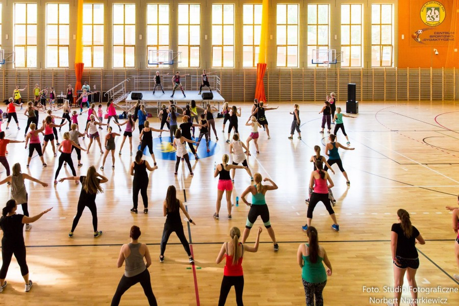 Zumba porwała do tańca [ZDJĘCIA]