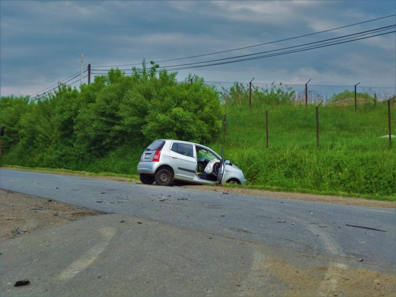 Czołówka na Okulickiego. Ciężko rany mężczyzna [FOTORELACJA]