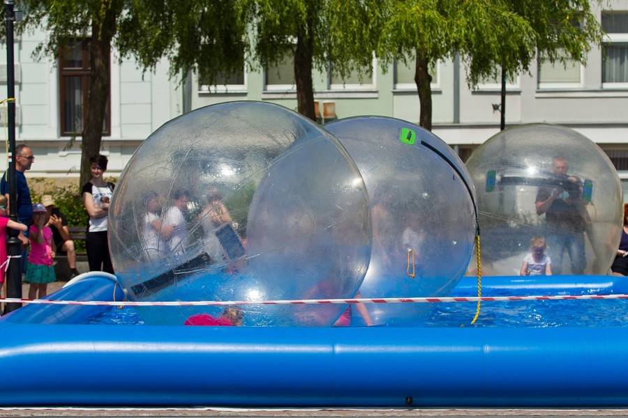 Moc atrakcji podczas Dnia Dziecka na sanockim rynku [FOTORELACJA]