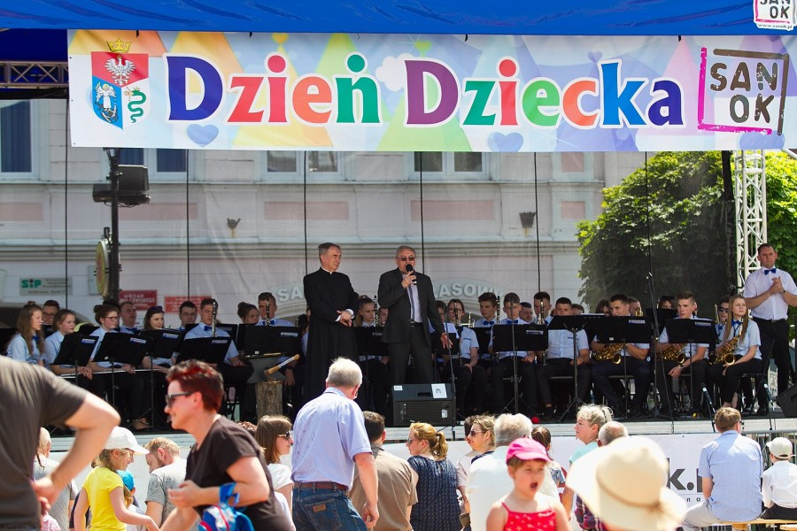 Moc atrakcji podczas Dnia Dziecka na sanockim rynku [FOTORELACJA]