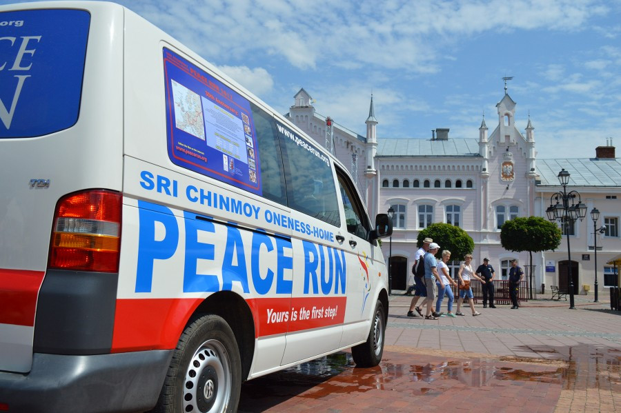 Bieg z przesłaniem [ZDJĘCIA]