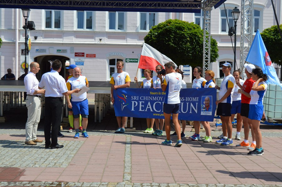 Bieg z przesłaniem [ZDJĘCIA]