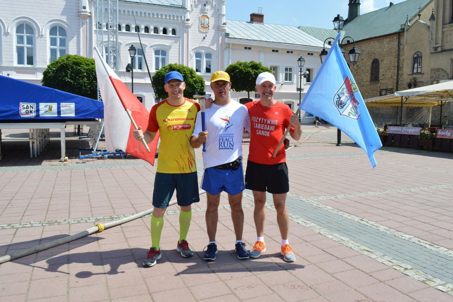 Bieg z przesłaniem [ZDJĘCIA]