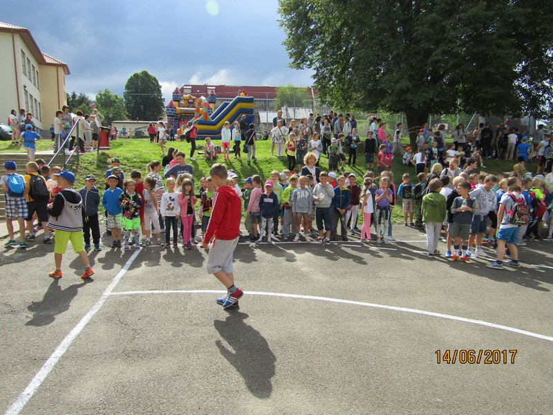 Piknik sportowo-rekreacyjny w SP2 [ZDJĘCIA]