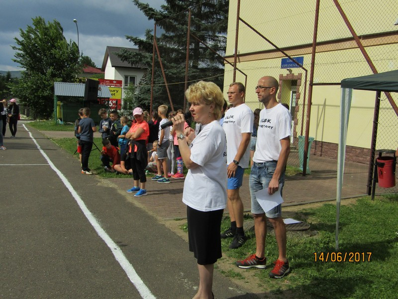 Piknik sportowo-rekreacyjny w SP2 [ZDJĘCIA]