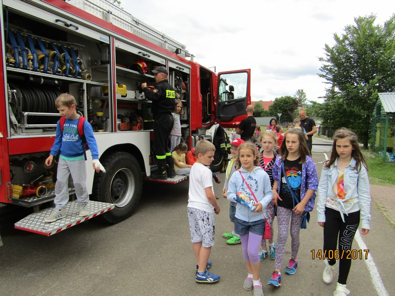 Piknik sportowo-rekreacyjny w SP2 [ZDJĘCIA]