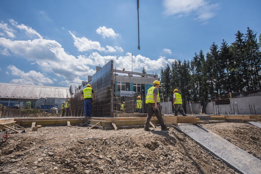 Zobacz, jak powstaje sanocki basen [ZDJĘCIA]