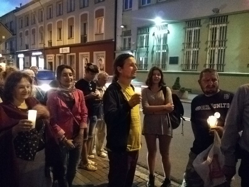 Tłum w obronie sądów w Sanoku [ZDJĘCIA]