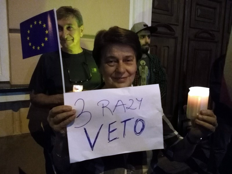 Tłum w obronie sądów w Sanoku [ZDJĘCIA]