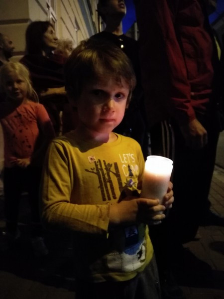 Tłum w obronie sądów w Sanoku [ZDJĘCIA]