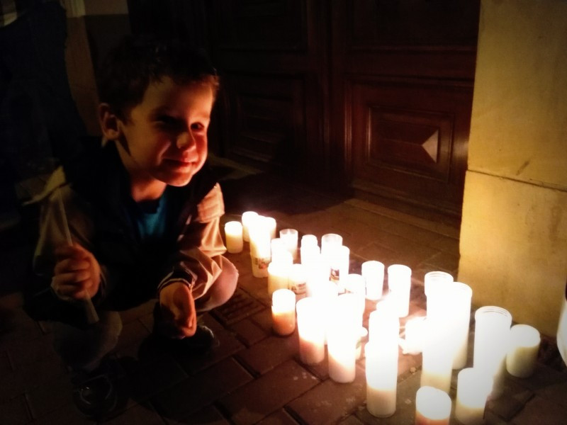 Tłum w obronie sądów w Sanoku [ZDJĘCIA]