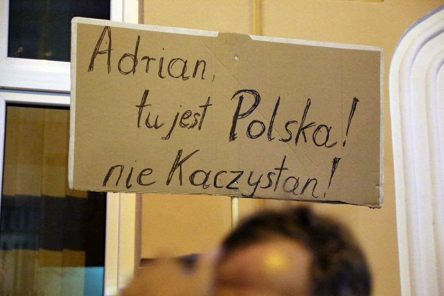 Kolejny dzień protestów pod sądem [OBSZERNA FOTORELACJA]