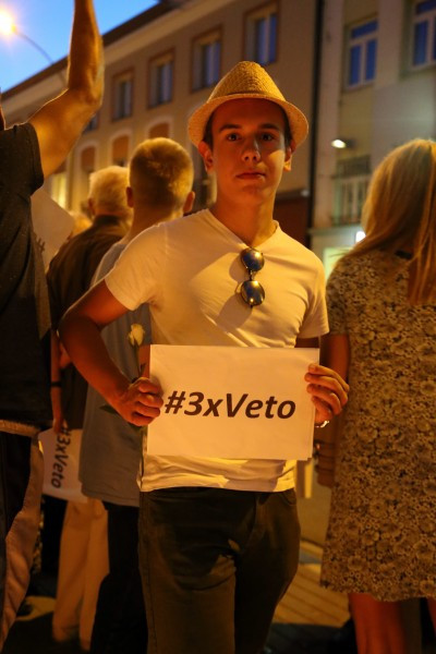 Kolejny dzień protestów pod sądem [OBSZERNA FOTORELACJA]