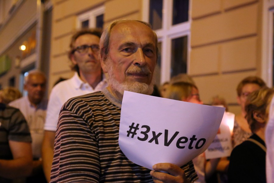 Kolejny dzień protestów pod sądem [OBSZERNA FOTORELACJA]