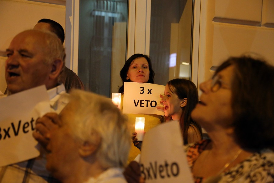 Kolejny dzień protestów pod sądem [OBSZERNA FOTORELACJA]