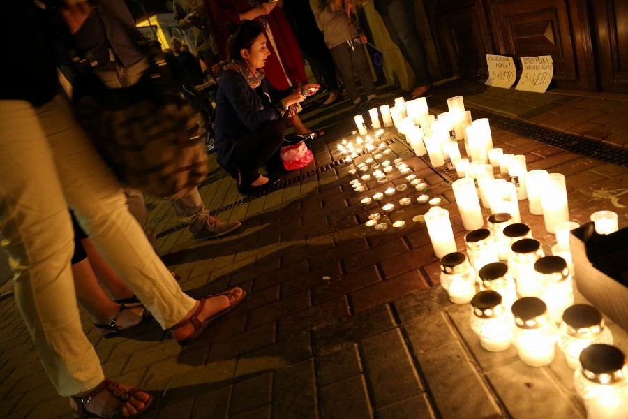 Kolejny dzień protestów pod sądem [OBSZERNA FOTORELACJA]