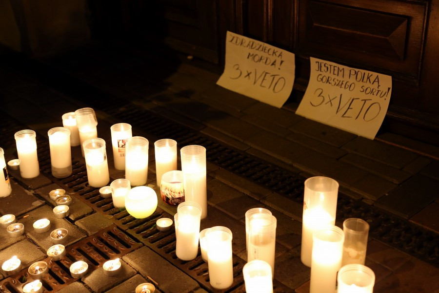 Kolejny dzień protestów pod sądem [OBSZERNA FOTORELACJA]