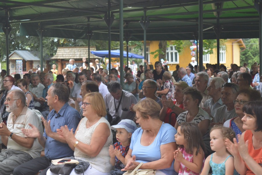 Polonusi dali popis w skansenie [FOTORELACJA]