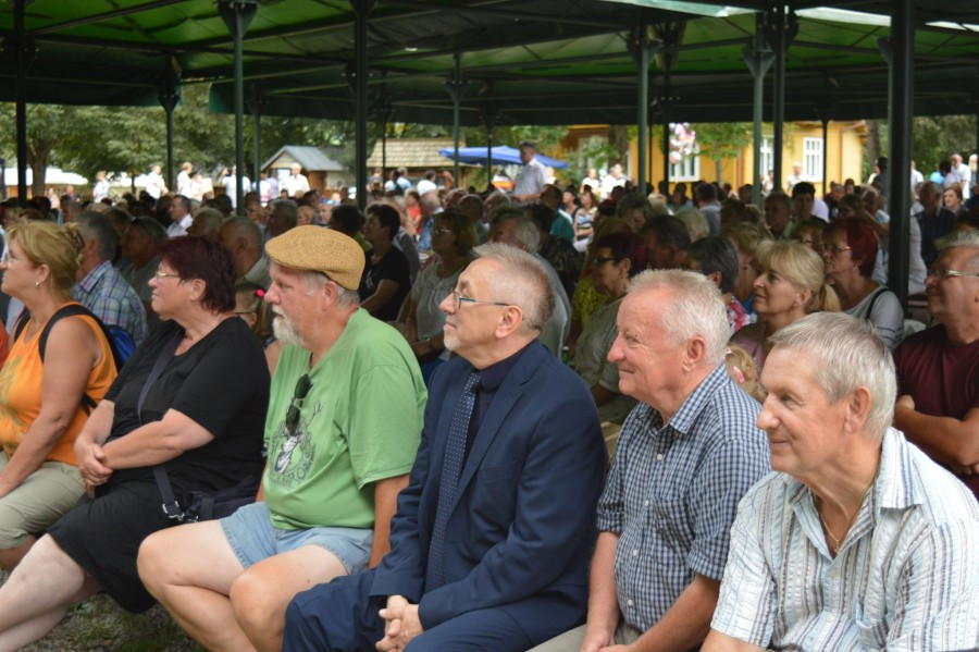 Polonusi dali popis w skansenie [FOTORELACJA]