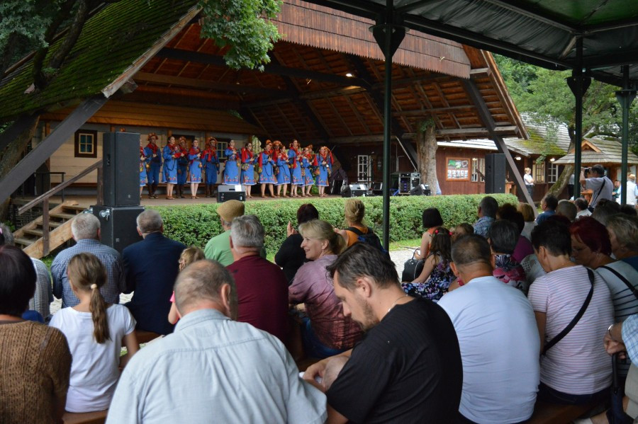 Polonusi dali popis w skansenie [FOTORELACJA]