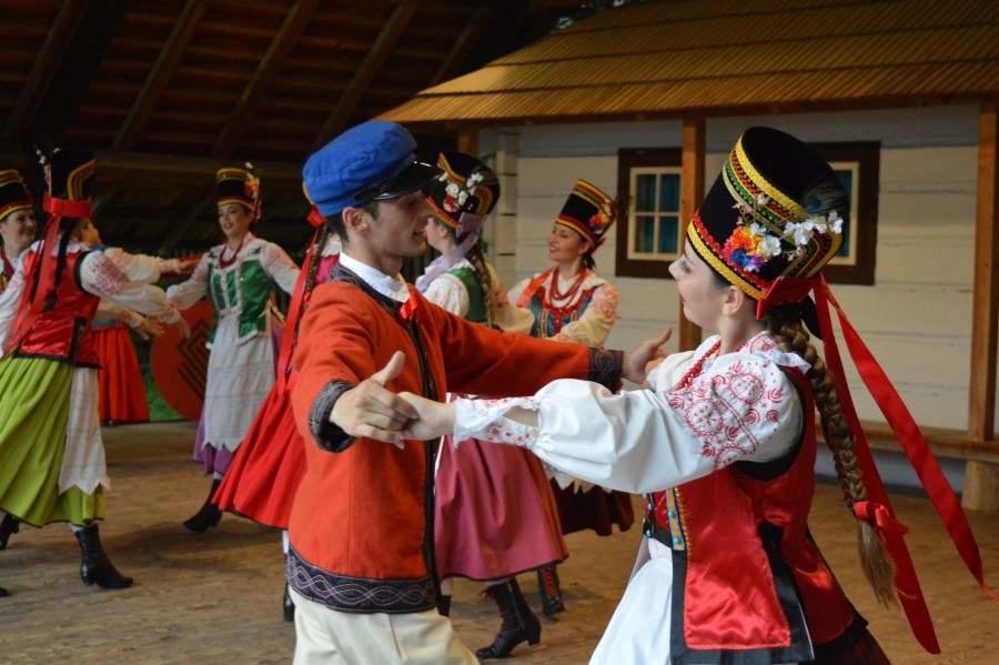 Polonusi dali popis w skansenie [FOTORELACJA]