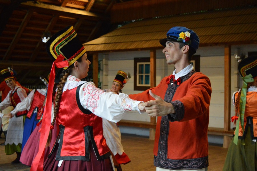 Polonusi dali popis w skansenie [FOTORELACJA]