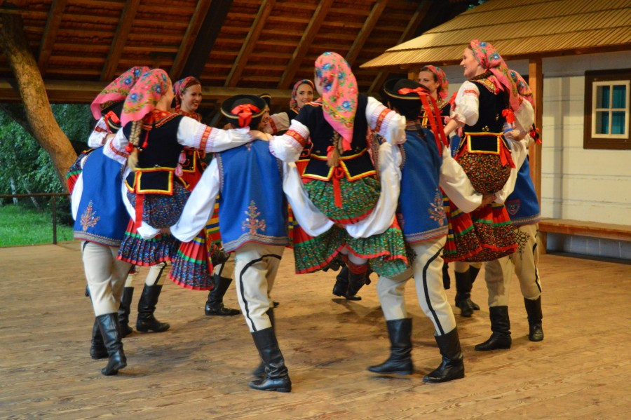 Polonusi dali popis w skansenie [FOTORELACJA]