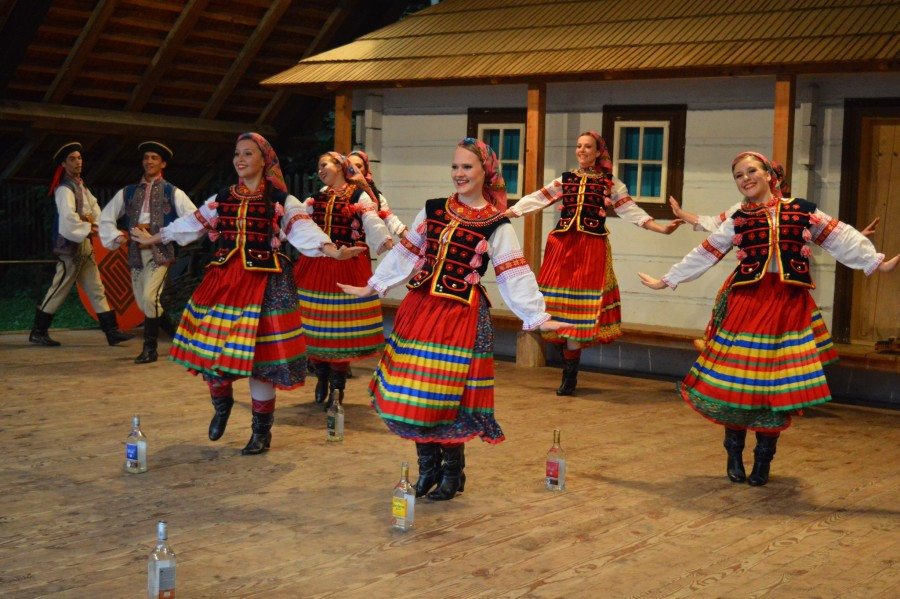 Polonusi dali popis w skansenie [FOTORELACJA]