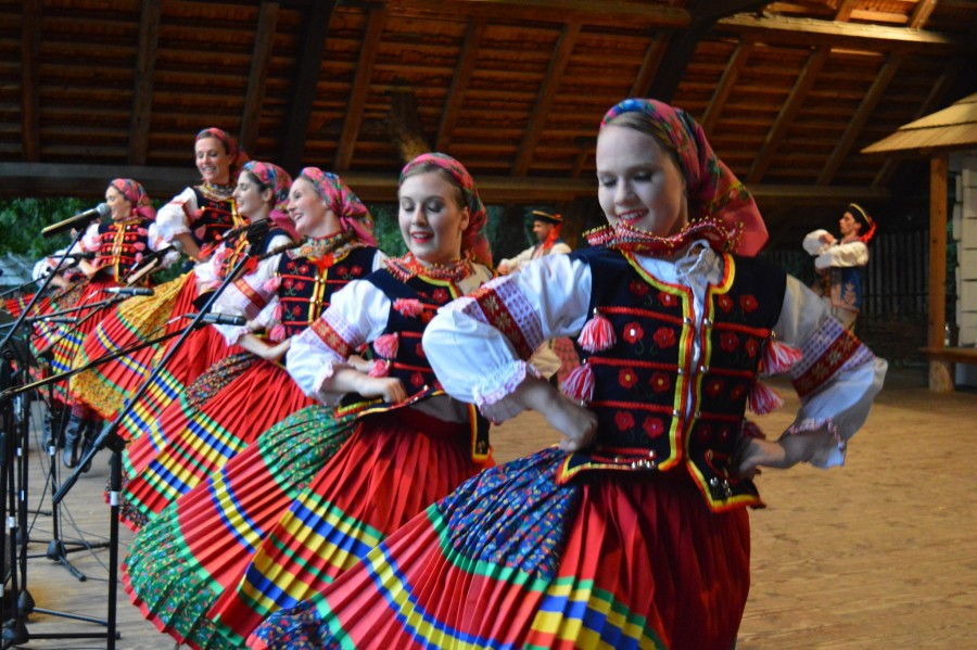 Polonusi dali popis w skansenie [FOTORELACJA]