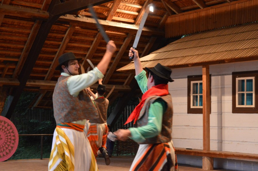 Polonusi dali popis w skansenie [FOTORELACJA]