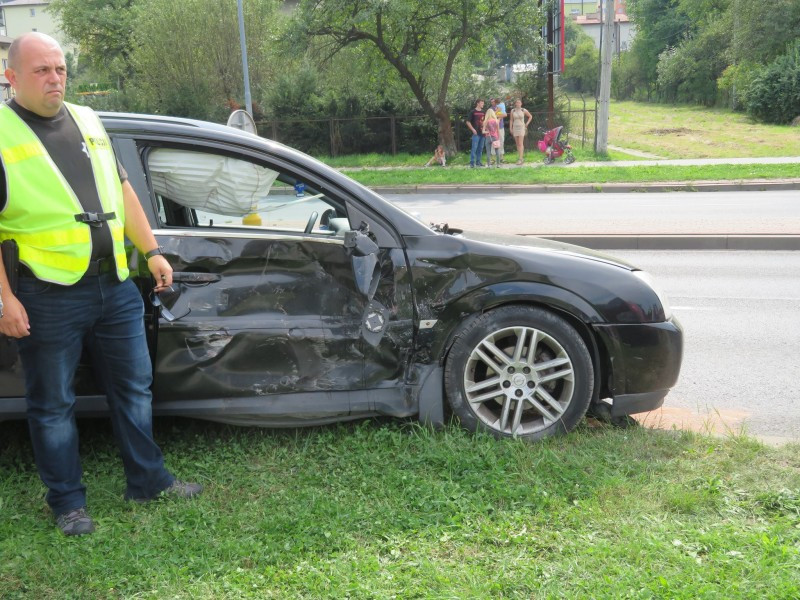 Kierowca fiata ranny w wypadku [AKTUALIZACJA, ZDJĘCIA]