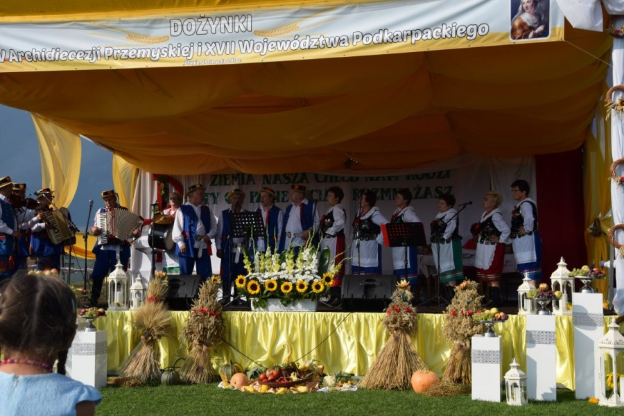 Podkarpaccy rolnicy podziękowali za plony [FOTORELACJA]