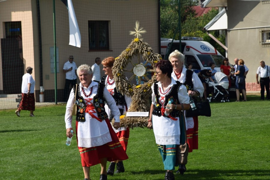 Podkarpaccy rolnicy podziękowali za plony [FOTORELACJA]