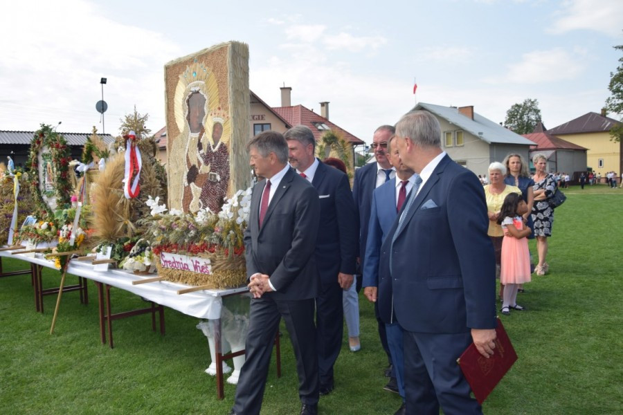 Podkarpaccy rolnicy podziękowali za plony [FOTORELACJA]