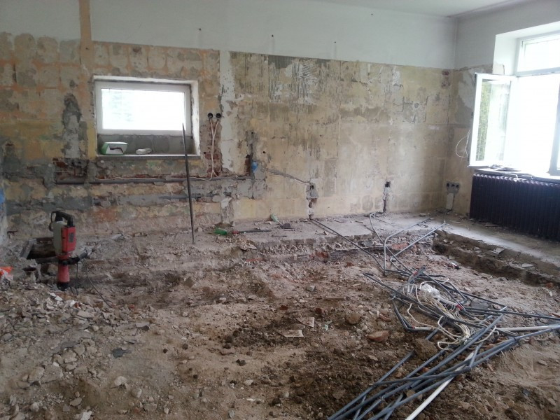 Przedszkolaki w gimnazjum. Reforma edukacji wymusiła zmiany