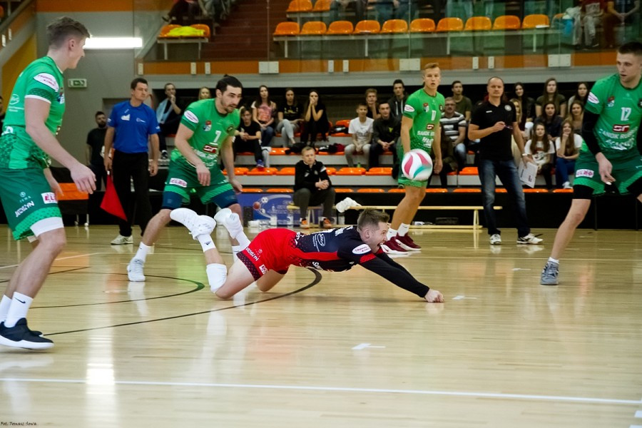 TSV Sanok przegrał z Krispolem Września [RETRANSMISJA, ZDJĘCIA, OPINIE]