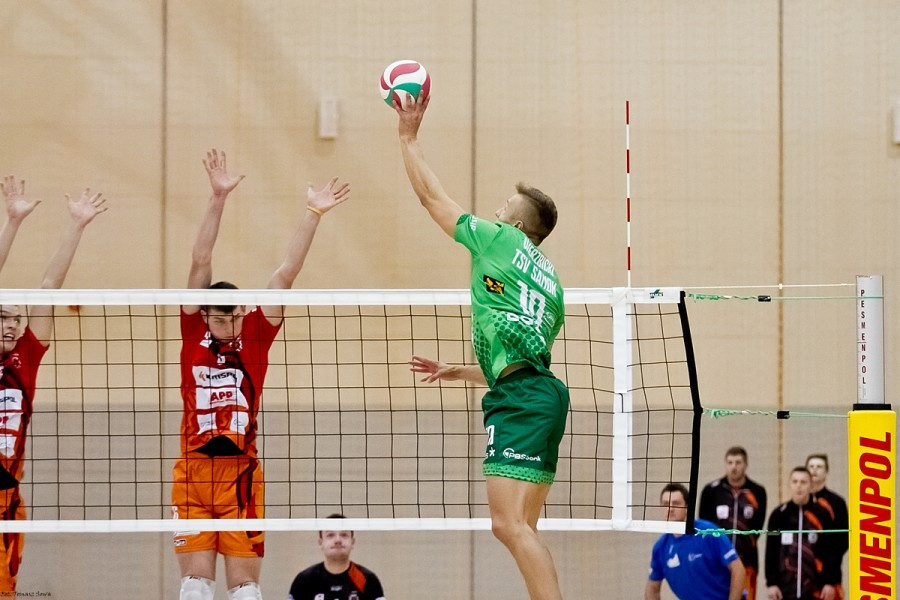 TSV Sanok przegrał z Krispolem Września [RETRANSMISJA, ZDJĘCIA, OPINIE]