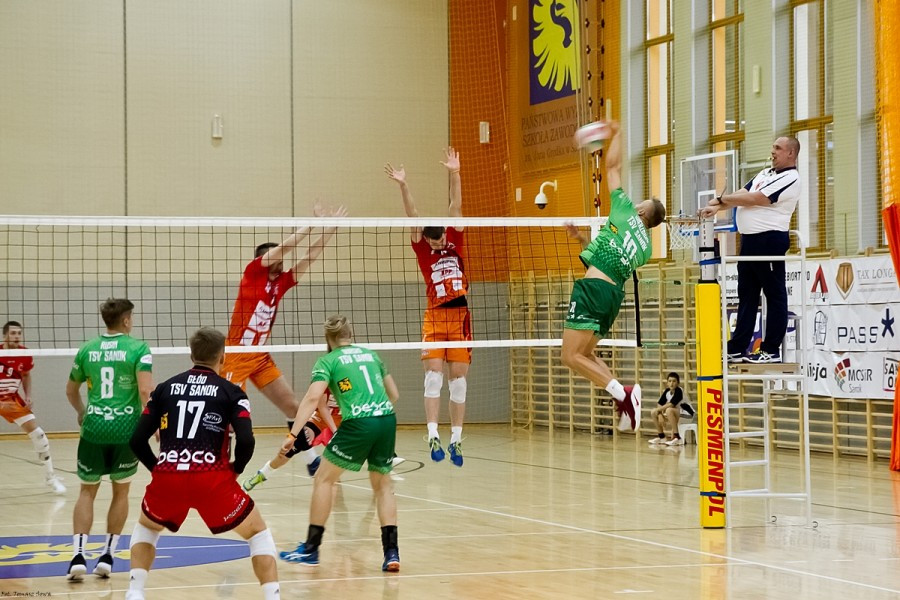 TSV Sanok przegrał z Krispolem Września [RETRANSMISJA, ZDJĘCIA, OPINIE]