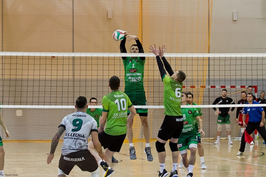 TSV SANOK: Trzecia porażka sanoczan [FOTORELACJA, WIDEO]