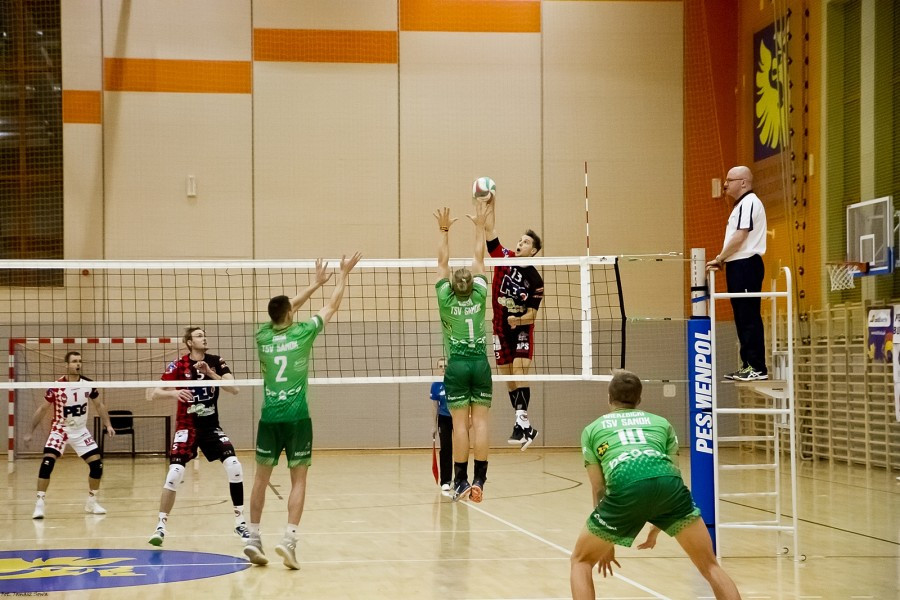 Ważne punkty TSV Sanok w meczu z KPS-em Siedlce [RETRANSMISJA, SKRÓT MECZU, FOTORELACJA]