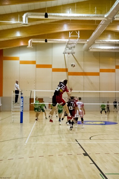 Ważne punkty TSV Sanok w meczu z KPS-em Siedlce [RETRANSMISJA, SKRÓT MECZU, FOTORELACJA]