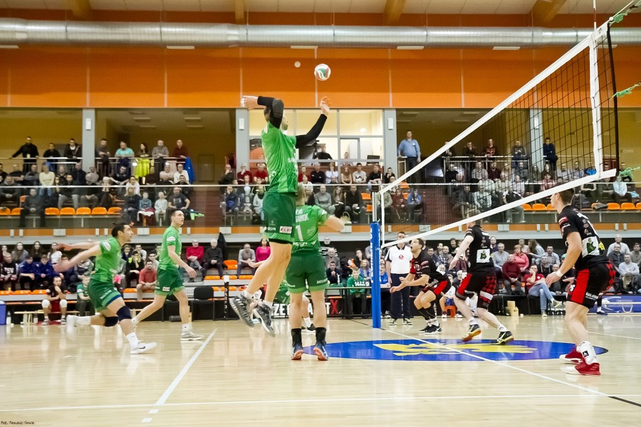 Ważne punkty TSV Sanok w meczu z KPS-em Siedlce [RETRANSMISJA, SKRÓT MECZU, FOTORELACJA]