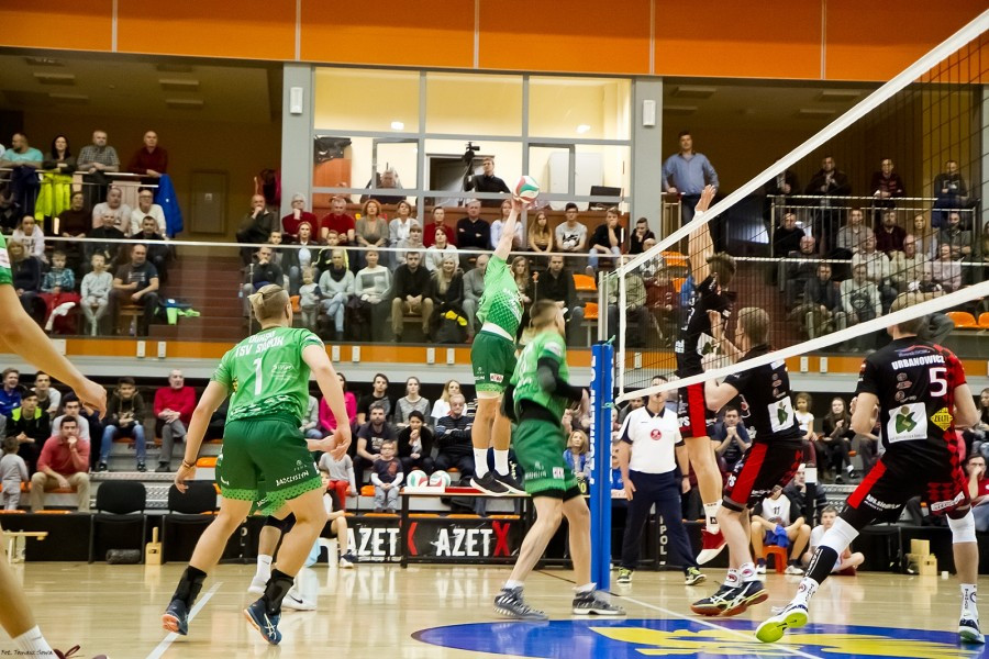 Ważne punkty TSV Sanok w meczu z KPS-em Siedlce [RETRANSMISJA, SKRÓT MECZU, FOTORELACJA]