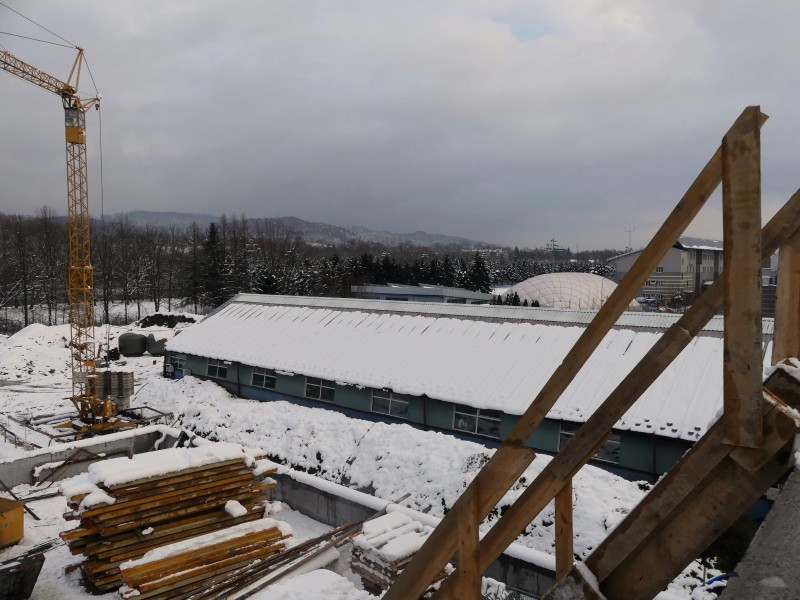 Basen rośnie w oczach [ZDJĘCIA]