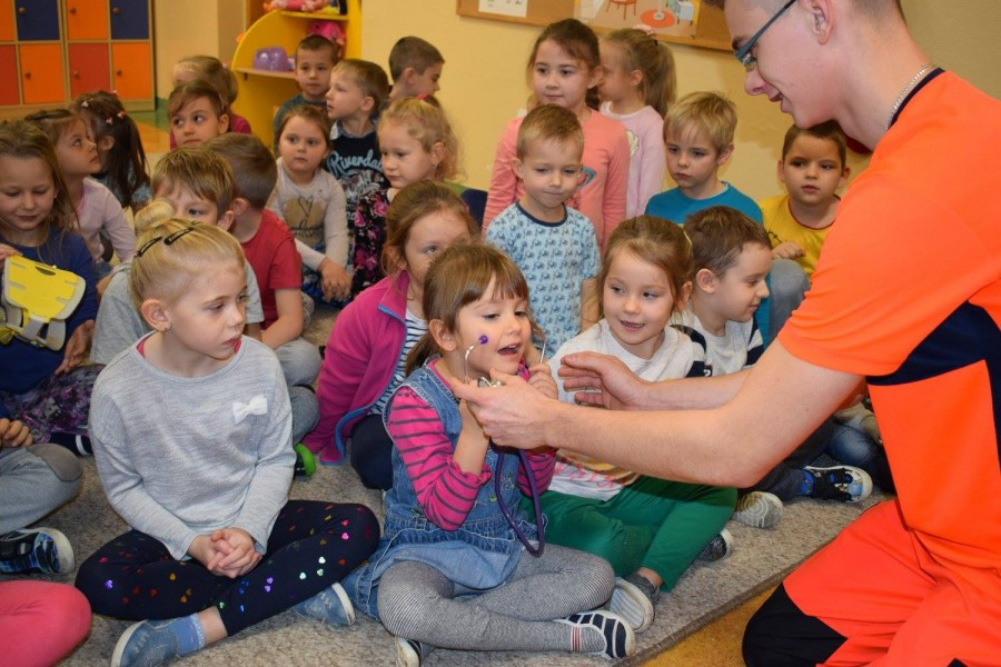Ratownicy u przedszkolaków [ZDJĘCIA]