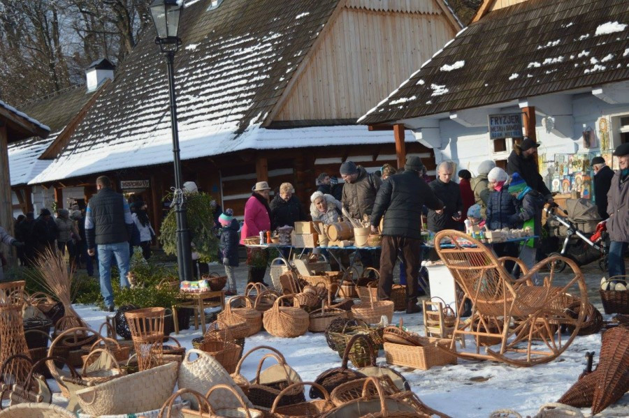 Magia świąt na Jarmarku Bożonarodzeniowym [ZDJĘCIA]